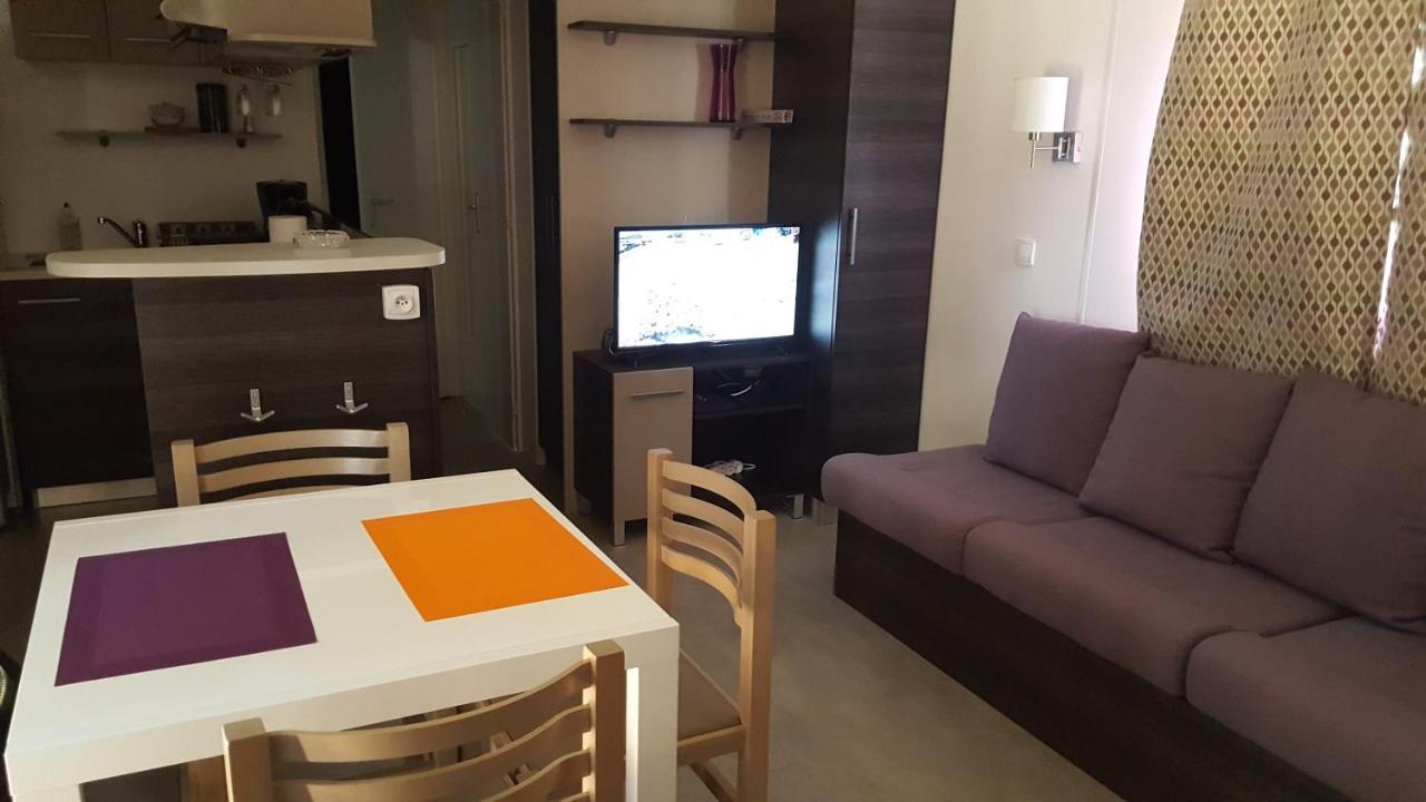 Agreable Mobilhome 6 - 8 Places Saint-Brévin-les-Pins Exterior foto